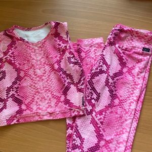 LICI Fit Pink Snakeskin matching set!! SZ SM